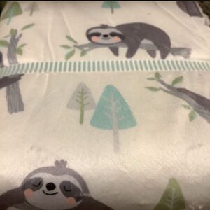 Adorable Sloth Print Blanket